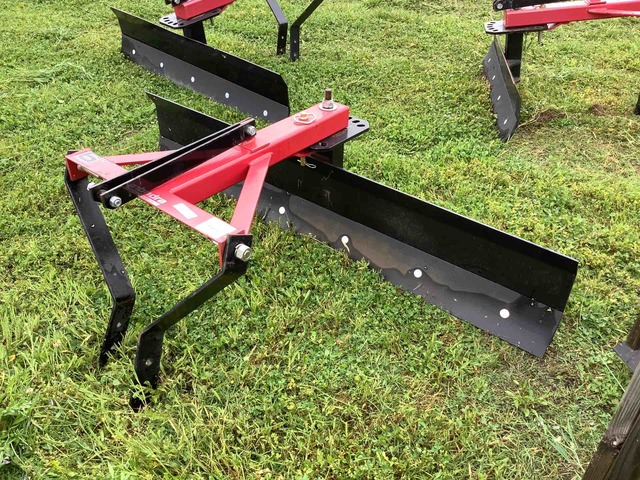 Mahindra 6' Scraper Blade - Unused Mahindra 6' Scraper Blade - Unused