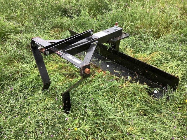 Mahindra 5' Scraper Blade - Unused Mahindra 5' Scraper Blade - Unused