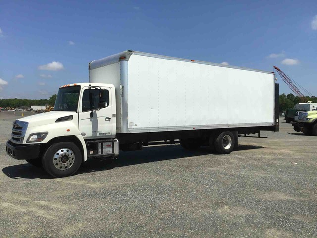 2015 Hino 268 4x2 Van Truck