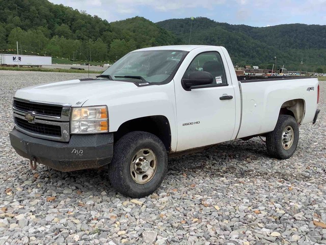 2010 Chevrolet Silverado K2500HD LS 4x4 Pickup 2010 Chevrolet Silverado K2500HD LS 4x4 Pickup
