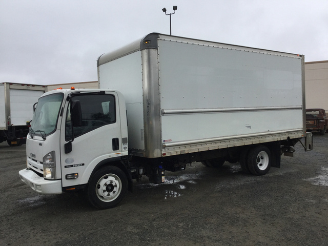 2015 Isuzu NQR Van Truck