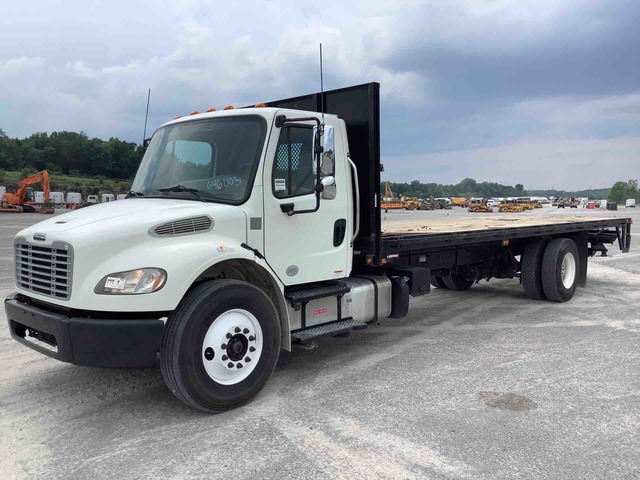 2015 Freightliner M2 106 4x2 S/A Flatbed Truck
