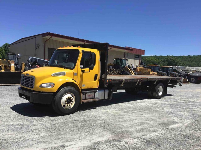 2014 Freightliner M2 4x2 S/A Flatbed Truck