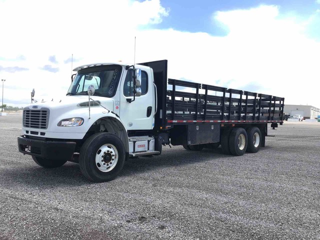 2013 Freightliner M2 106 T/A Flatbed Truck