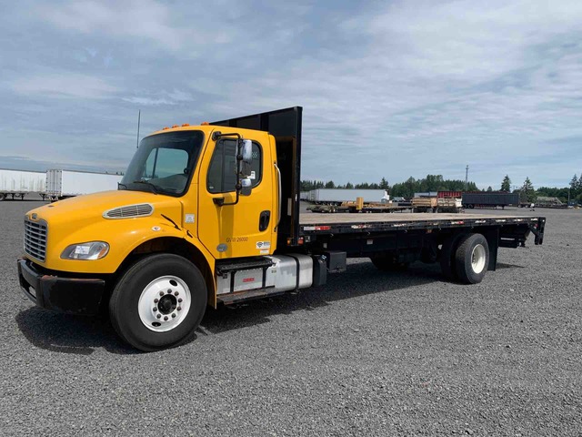 2015 Freightliner M2 106 4x2 S/A Flatbed Truck