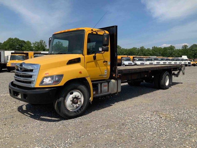 2015 Hino 268 S/A Flatbed Truck