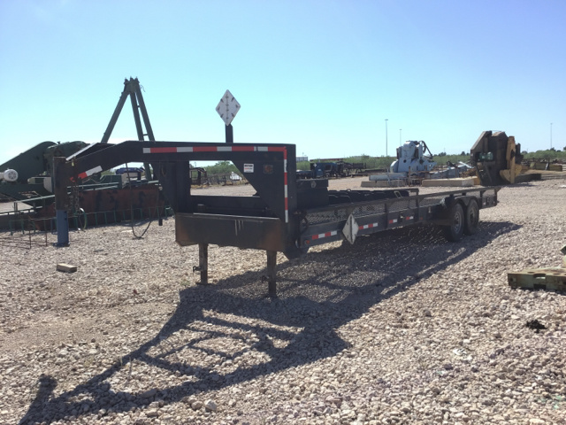 2011 Stewart Welding T/A Equipment Trailer