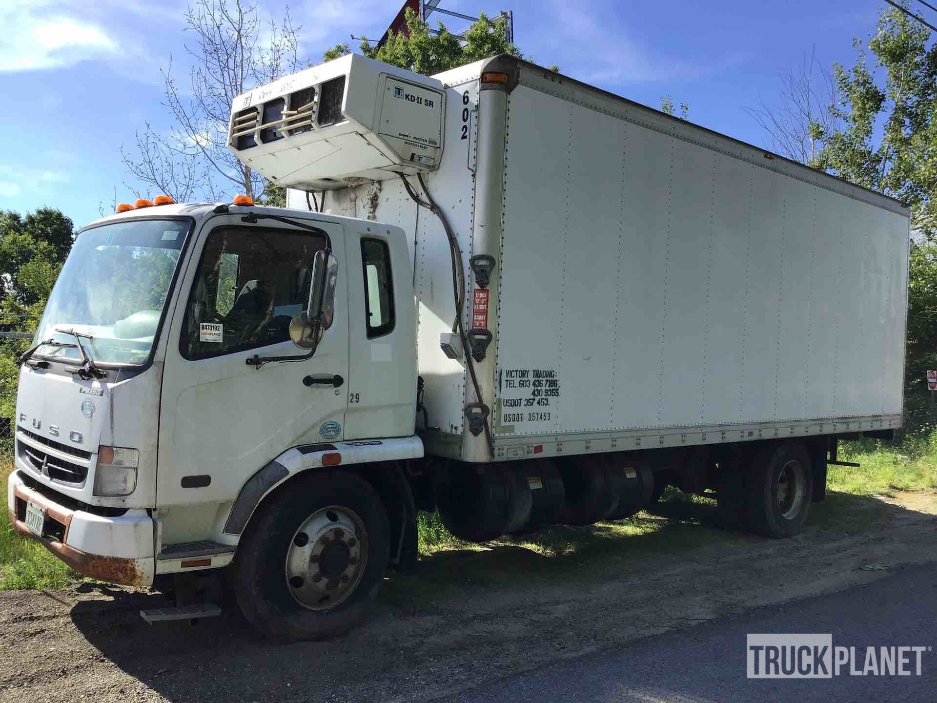 1504. POWER SHINSEI MINI Mitsubishi Fuso Van Trailer