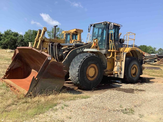 2010 John Deere 844K Wheel Loader 2010 John Deere 844K Wheel Loader