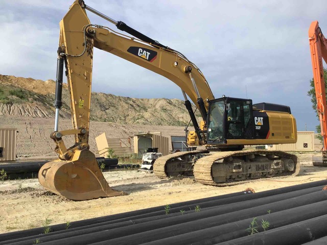 2018 Cat 352F Track Excavator 2018 Cat 352F Track Excavator
