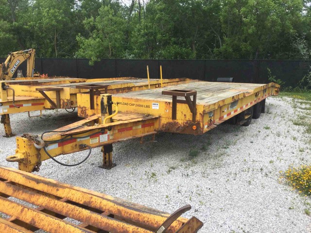 2010 Felling T/A Tilt Deck Equipment Trailer