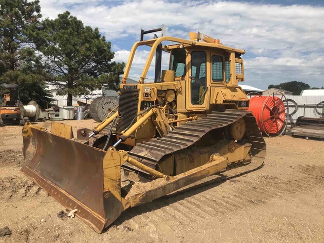 Cat D5H LGP Series II Crawler Dozer Cat D5H LGP Series II Crawler Dozer