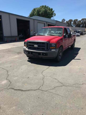 2005 Ford F-350 Super Duty Crew Cab Pickup 2005 Ford F-350 Super Duty Crew Cab Pickup