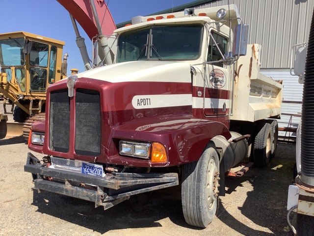 1995 Kenworth T400 T/A Dump Truck 1995 Kenworth T400 T/A Dump Truck