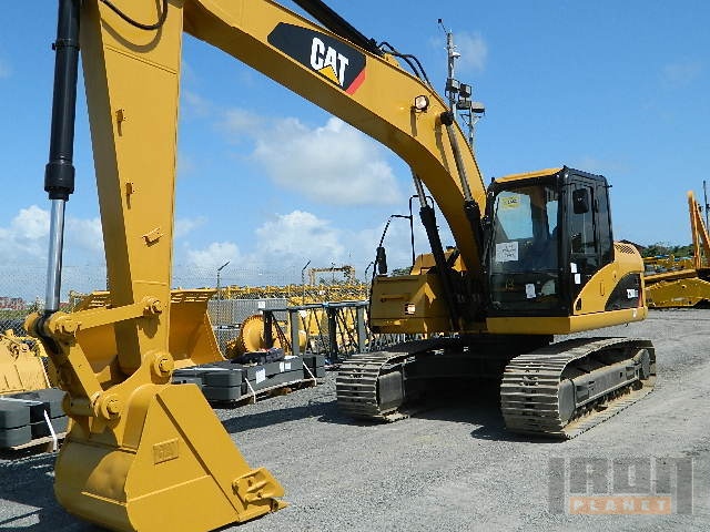 CAT 320DRR