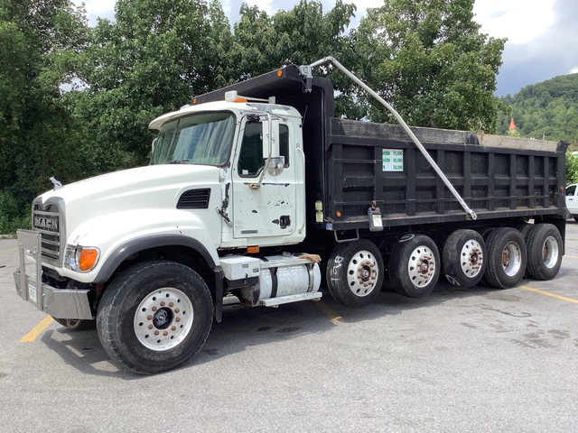 2005 Mack CV713 12x4 Five Axle Dump Truck 2005 Mack CV713 12x4 Five Axle Dump Truck