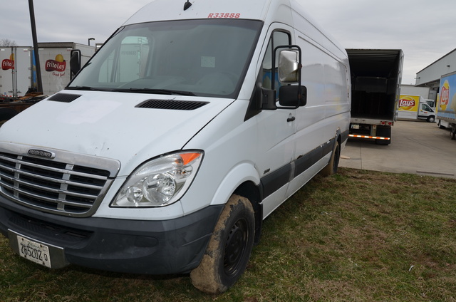 used freightliner vans for sale