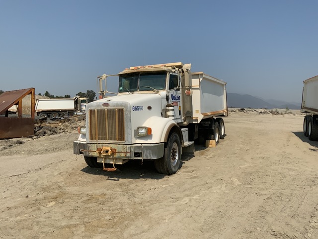 2005 Peterbilt 357 6x4 T/A Dump Truck 2005 Peterbilt 357 6x4 T/A Dump Truck