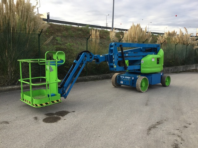 2010 Genie Z40/23NRJ Electric Articulating Boom Lift