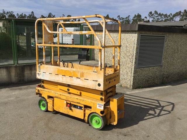 2006 Haulotte Optimum 8 Electric Scissor Lift