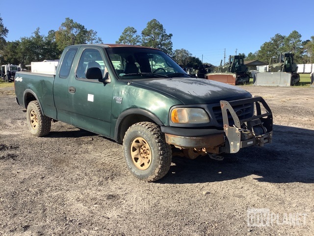 Surplus 01 Ford F 150 Xl 4x4 Extended Cab Pickup In Lake Butler Florida United States Govplanet Item