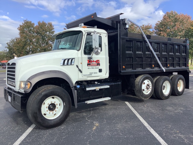 2011 Mack GU713 8x4 Tri/A Dump Truck 2011 Mack GU713 8x4 Tri/A Dump Truck