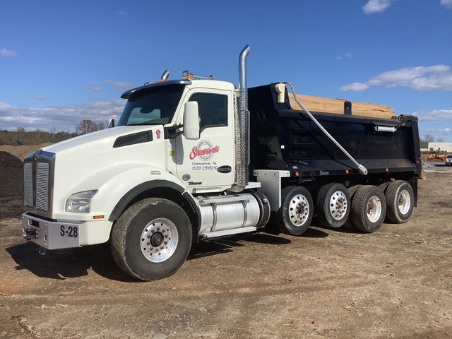 2017 Kenworth T880 10x4 Quad/A Dump Truck 2017 Kenworth T880 10x4 Quad/A Dump Truck