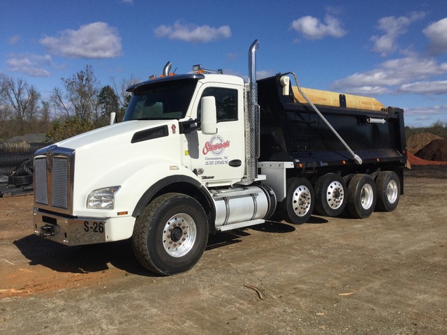 2017 Kenworth T880 10x4 Quad/A Dump Truck 2017 Kenworth T880 10x4 Quad/A Dump Truck