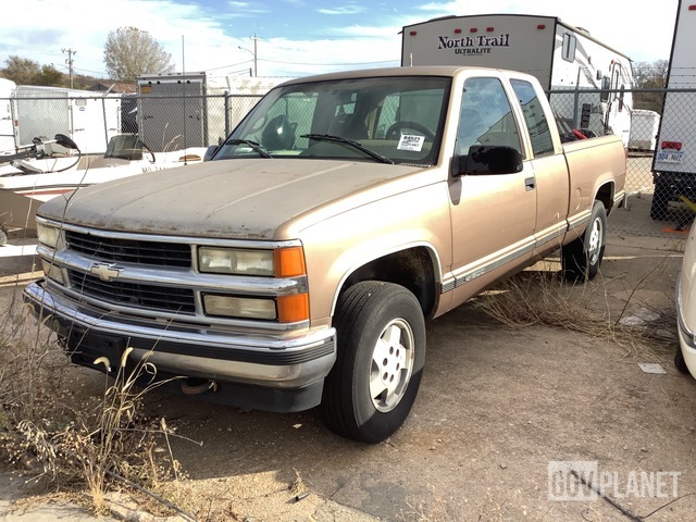 Surplus 1995 Chevrolet 1500 4x4 Extended Cab Pickup In Fort Riley Kansas United States Govplanet Item