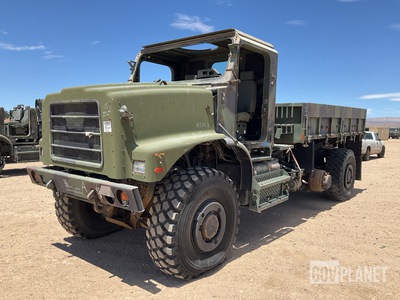 2002 Oshkosh AMK23 MTVR 7 Ton 6x6 Cargo Truck