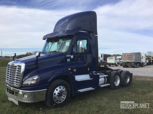 16 Freightliner Cascadia 125 6x4 T A Day Cab Truck Tractor In Dundee Florida United States Ironplanet Item 16 Freightliner Cascadia 125 6x4 T A Day Cab Truck Tractor In Dundee Florida United States Ironplanet Item