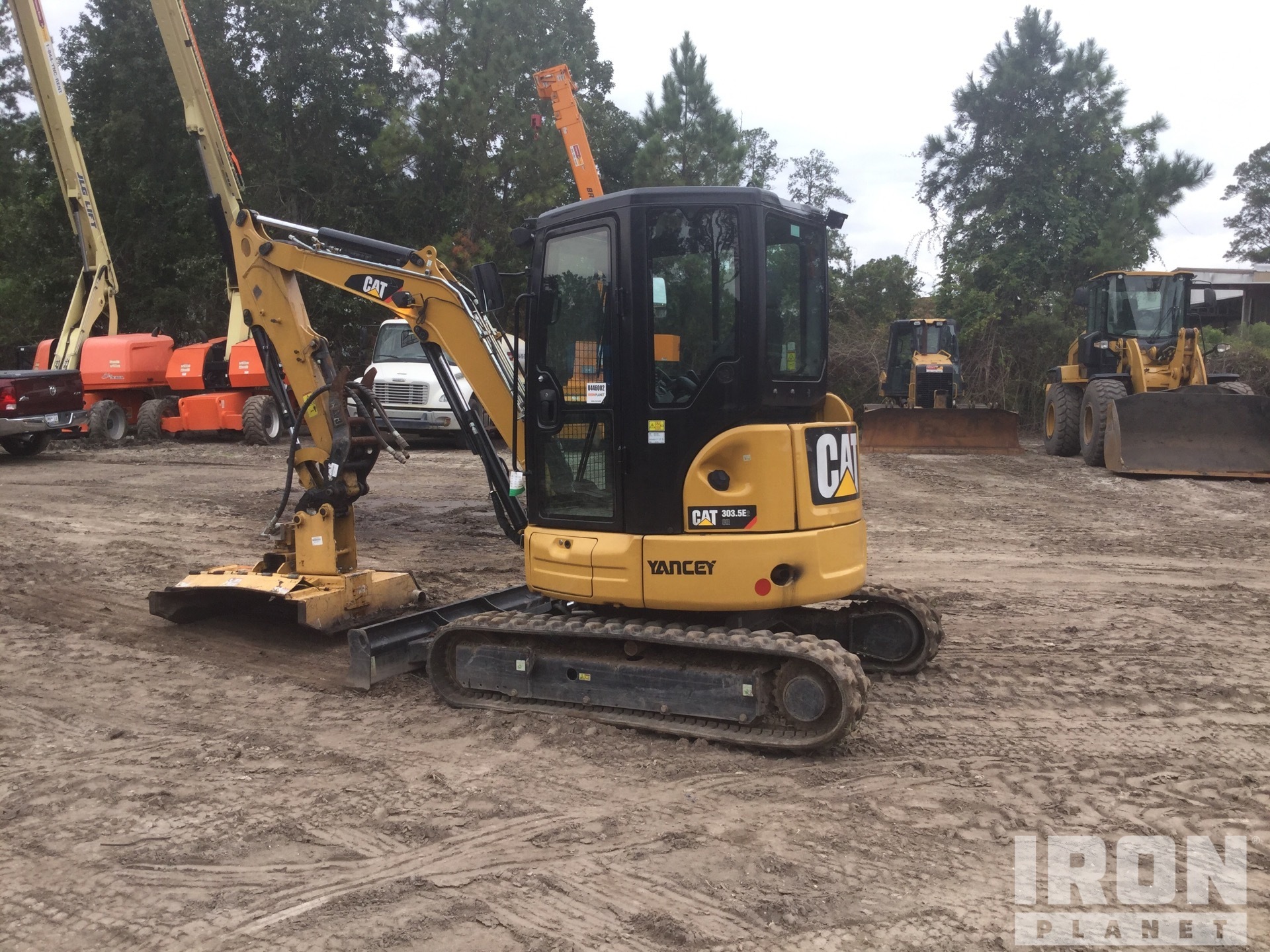 2017 Cat 303.5E2 CR Mini Excavator in Brunswick, Georgia, United 2017 Cat 303.5E2 CR Mini Excavator in Brunswick, Georgia, United
