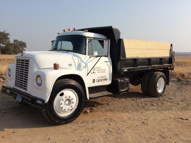 1971 (unverified) International 4x2 S/A Dump Truck 1971 (unverified) International 4x2 S/A Dump Truck