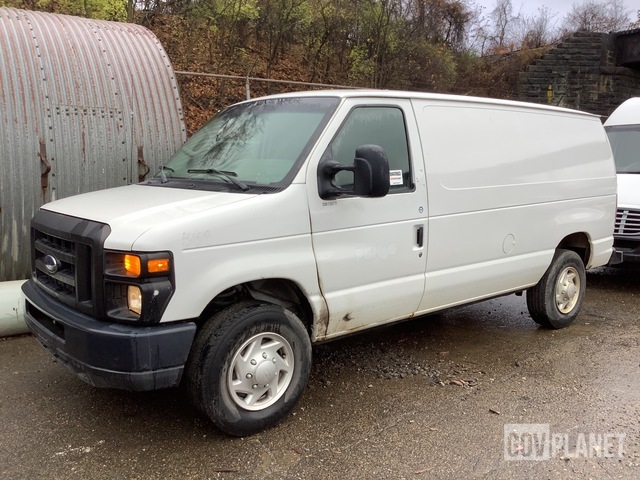 2011 ford econoline e250