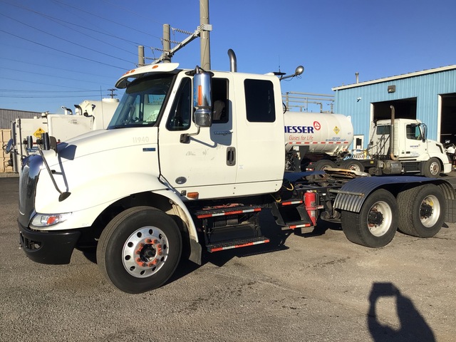 2013 International 8600 6x4 T/A Day Cab Truck Tractor 2013 International 8600 6x4 T/A Day Cab Truck Tractor