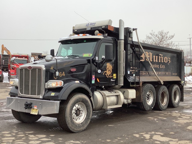 2016 Peterbilt 567 8x4 Tri/A Dump Truck 2016 Peterbilt 567 8x4 Tri/A Dump Truck