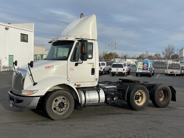2009 International 8600 6x4 T/A Day Cab Truck Tractor 2009 International 8600 6x4 T/A Day Cab Truck Tractor