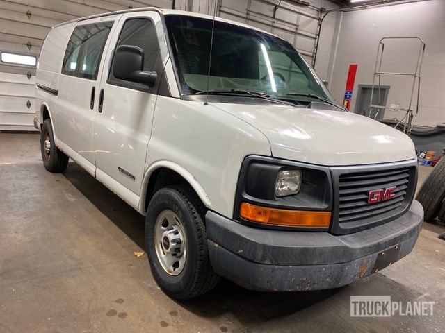 2004 gmc savana g3500