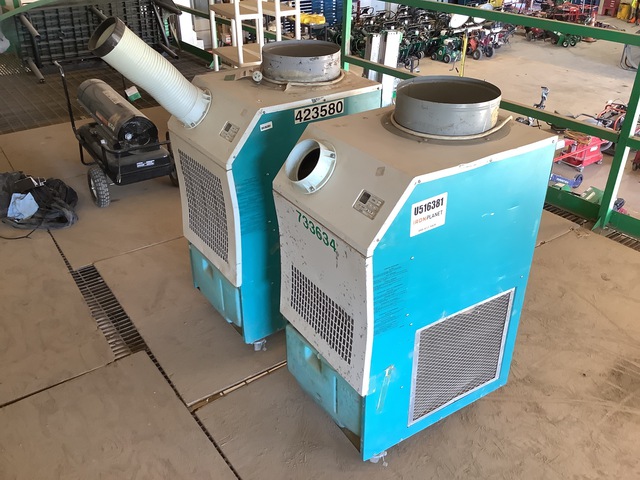 Lot of (2) MovinCool Classic 10 Electric Air Conditioners Lot of (2) MovinCool Classic 10 Electric Air Conditioners