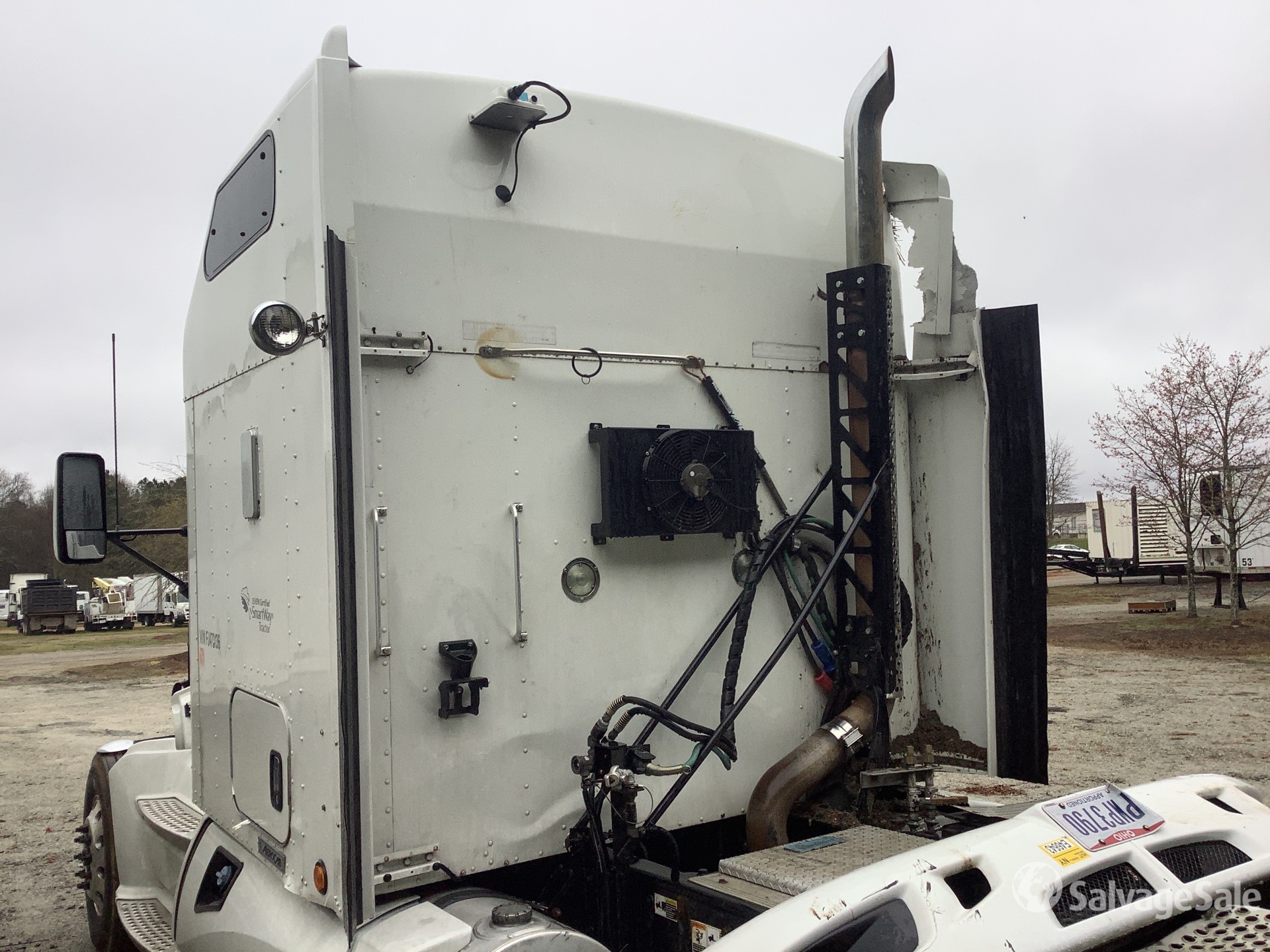 agradecidos de haber podido hacer parte de este gran proyecto este Kenworth  k100aerodyne aparte de reparar la colicion hicimos una transformación  extrema !!! es uno más de los #bjmckayandthebear ..., image size:1920x1440