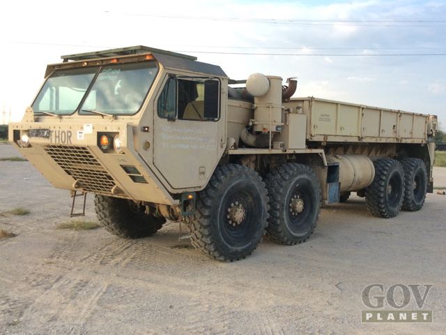 m983 hemtt oshkosh 8x8 military truck