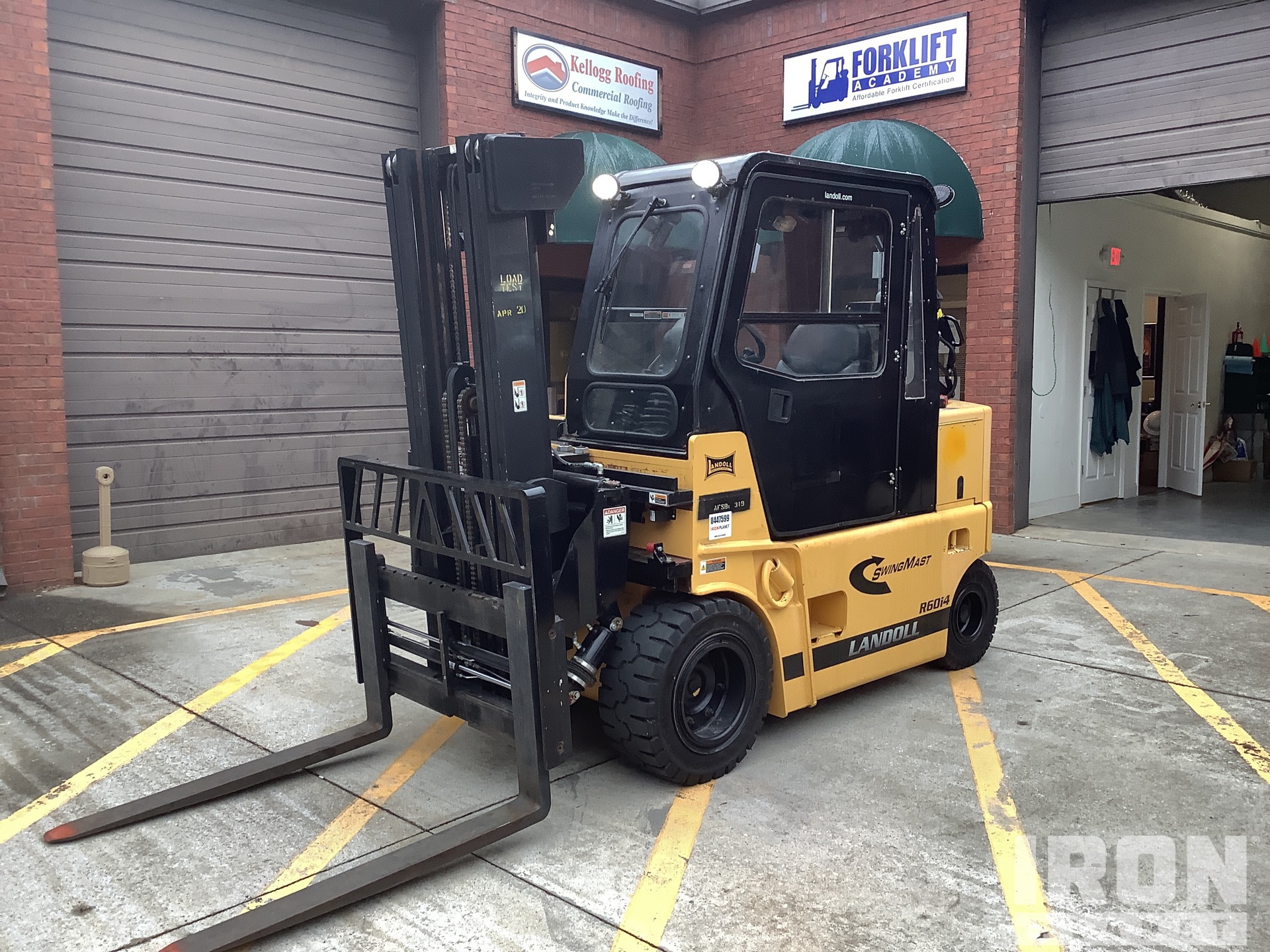 DSLL売ります！ 2016 (unverified) Landoll R60LPi4 6,000 lb Pneumatic Tire