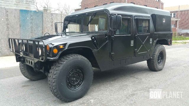Surplus 1989 AM General M998 HMMWV 4 Door Hard Top w/Helmet Top in