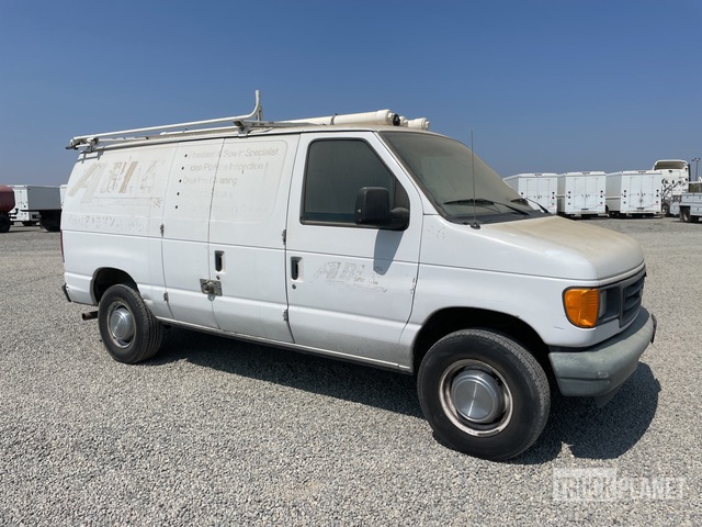 Surplus 04 Ford E 350 Econoline 4x2 Cargo Van In Dunnigan California United States Govplanet Item