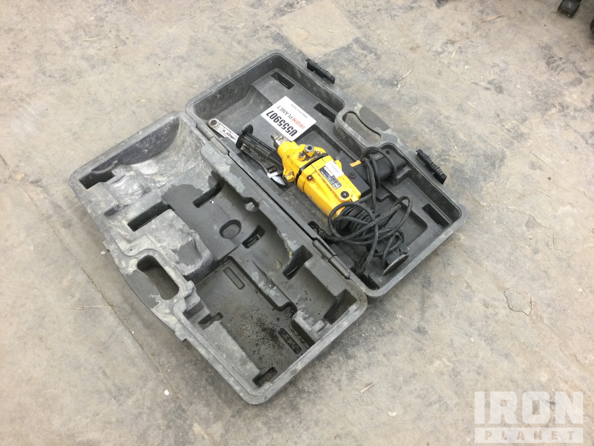 Multiquip CDM1H Hand Held Core Drill in 