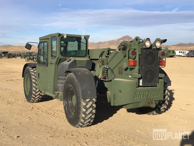Surplus 2017 Oshkosh MMV 3 Telehandler in Yermo, California, United ...