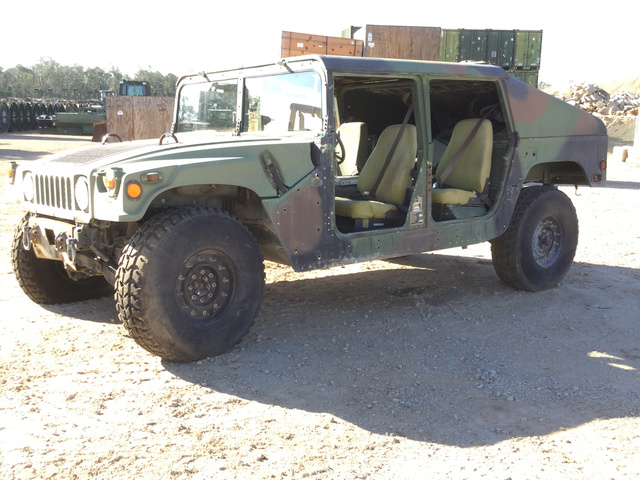2000 AM General M1043A2 HMMWV 4 Door Hard Top w/Slant Back