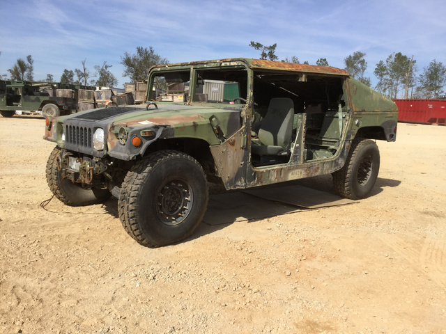 2001 AM General M1043A2 HMMWV 4 Door Hard Top w/Slant Back