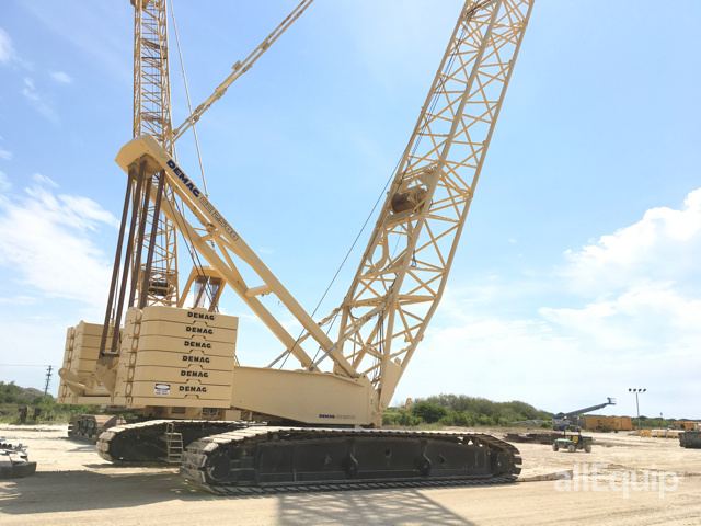 2001 (unverified) Demag CC2500 Lattice-Boom Crawler Crane in Ingleside ...