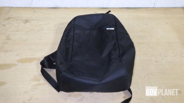 incase backpack canada